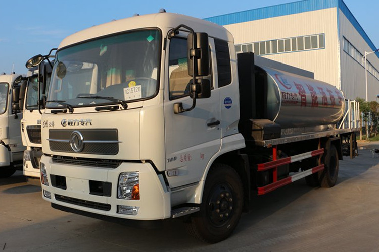 東風天錦10方瀝青灑布車