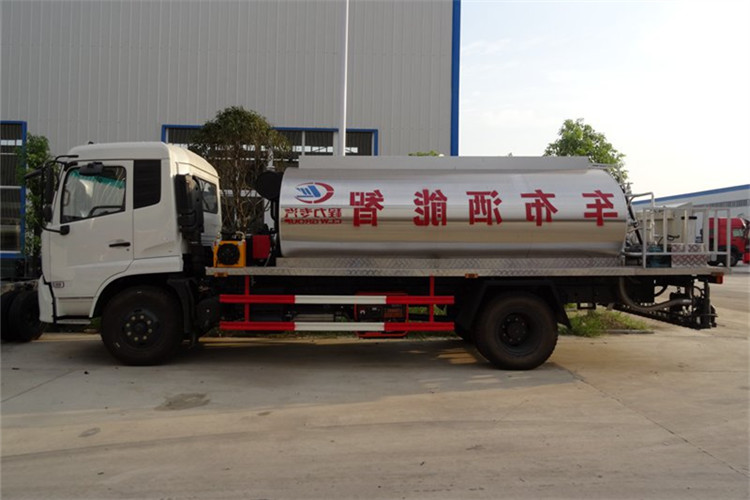 東風天錦10方瀝青灑布車