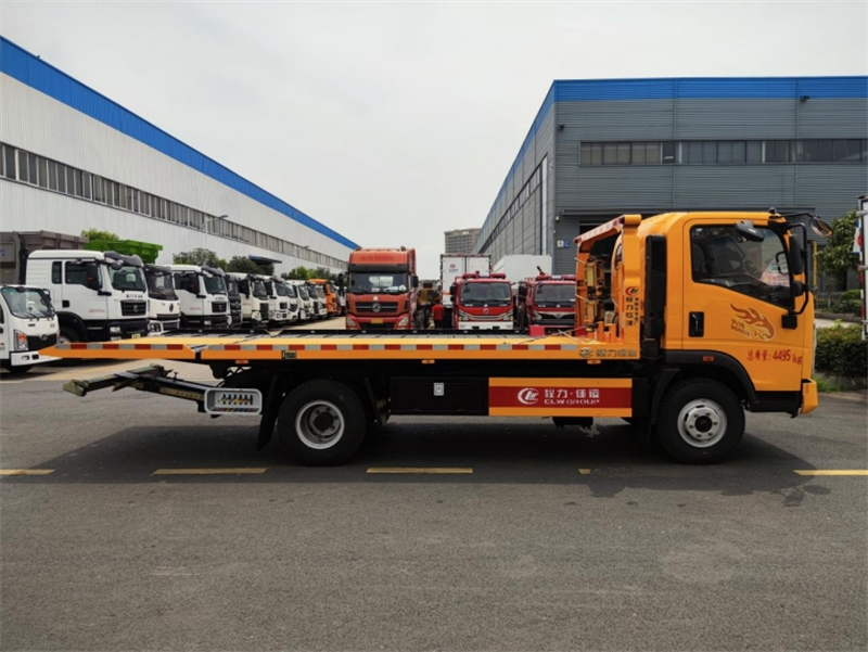 重汽豪曼濰柴170馬力藍(lán)牌清障車(8噸)