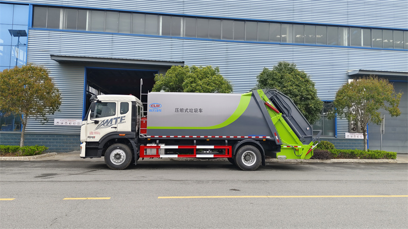 湖北程力豪沃18方壓縮垃圾車