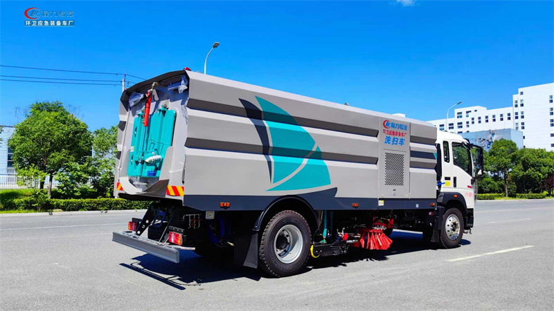 湖北程力重汽豪沃洗掃車(16方)