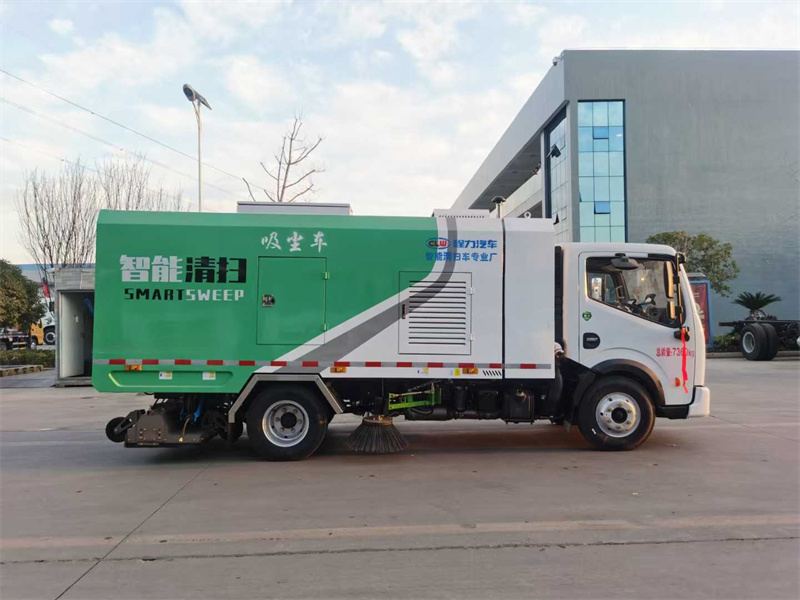 東風(fēng)多利卡干濕兩用吸塵車