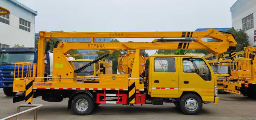 國六五十鈴18米高空作業(yè)車